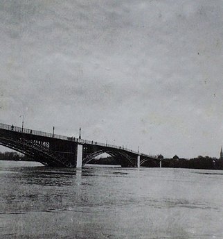 A Belvárosi híd  (1932)