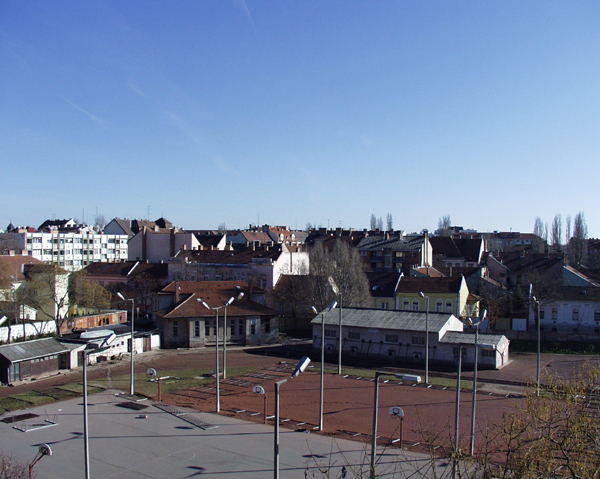 P1301885